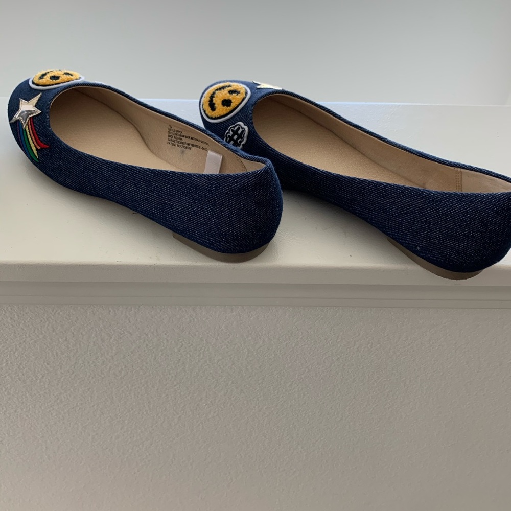 Stevies Emoji Ballet Flats